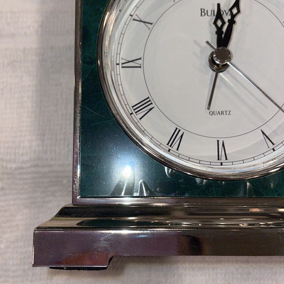 Bulova Alarm Clock - Picture 2 of 10